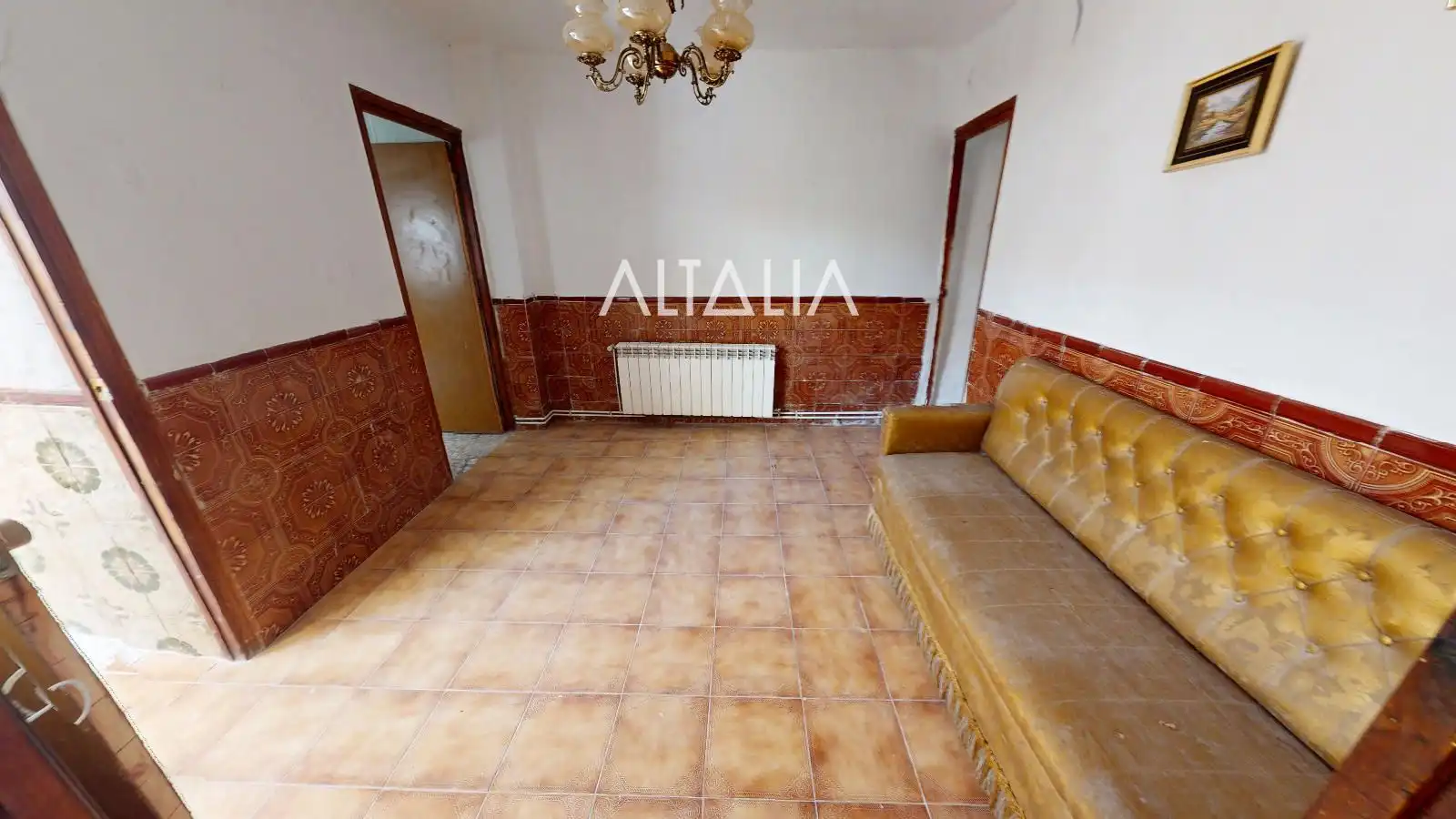 Sala de estar de Casa o chalet en venta en Pozorrubio de Santiago con Calefacción y Jardín privado