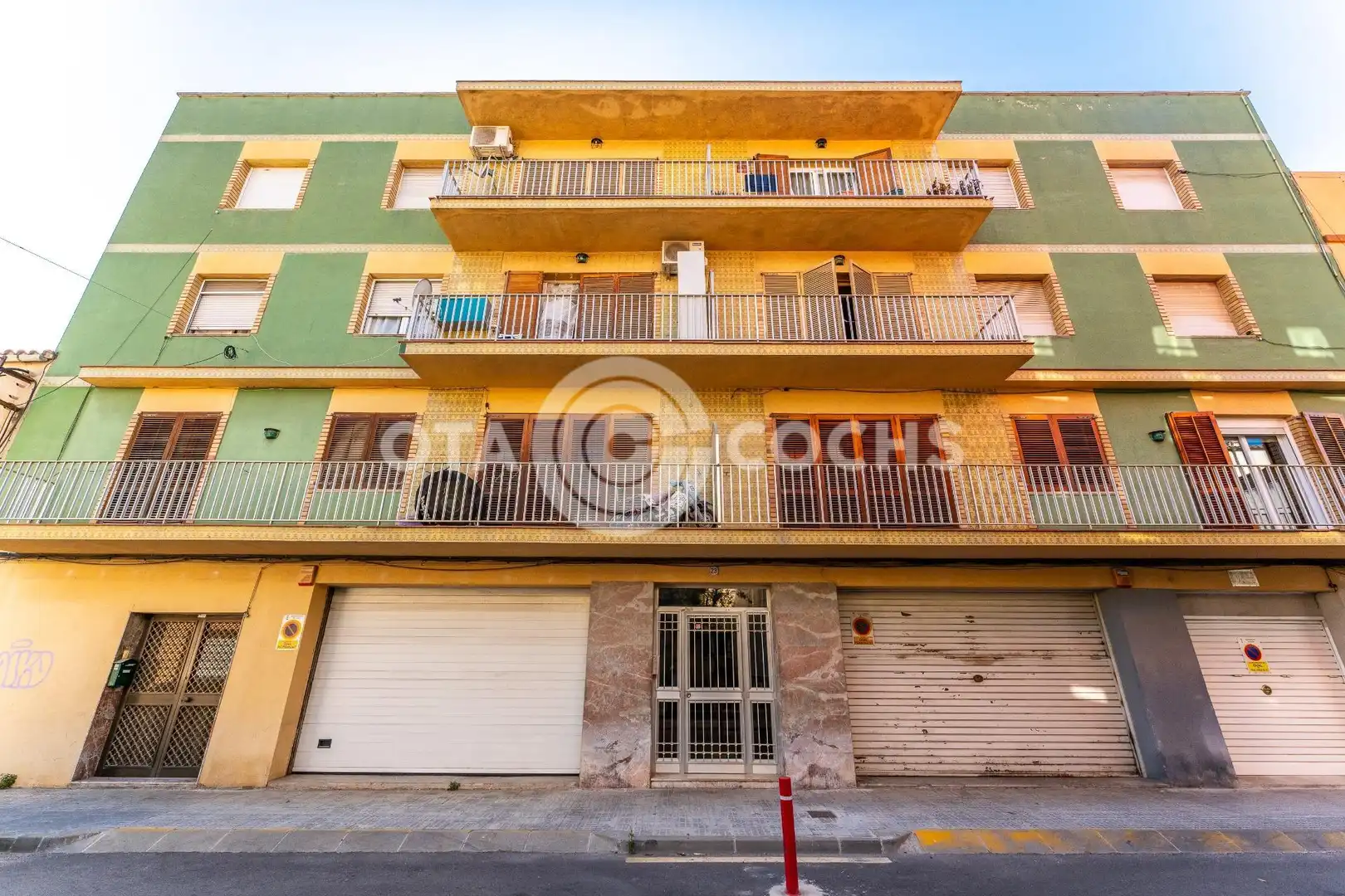 Vista exterior de Piso en venta en Valls con Aire acondicionado, Terraza y Balcón