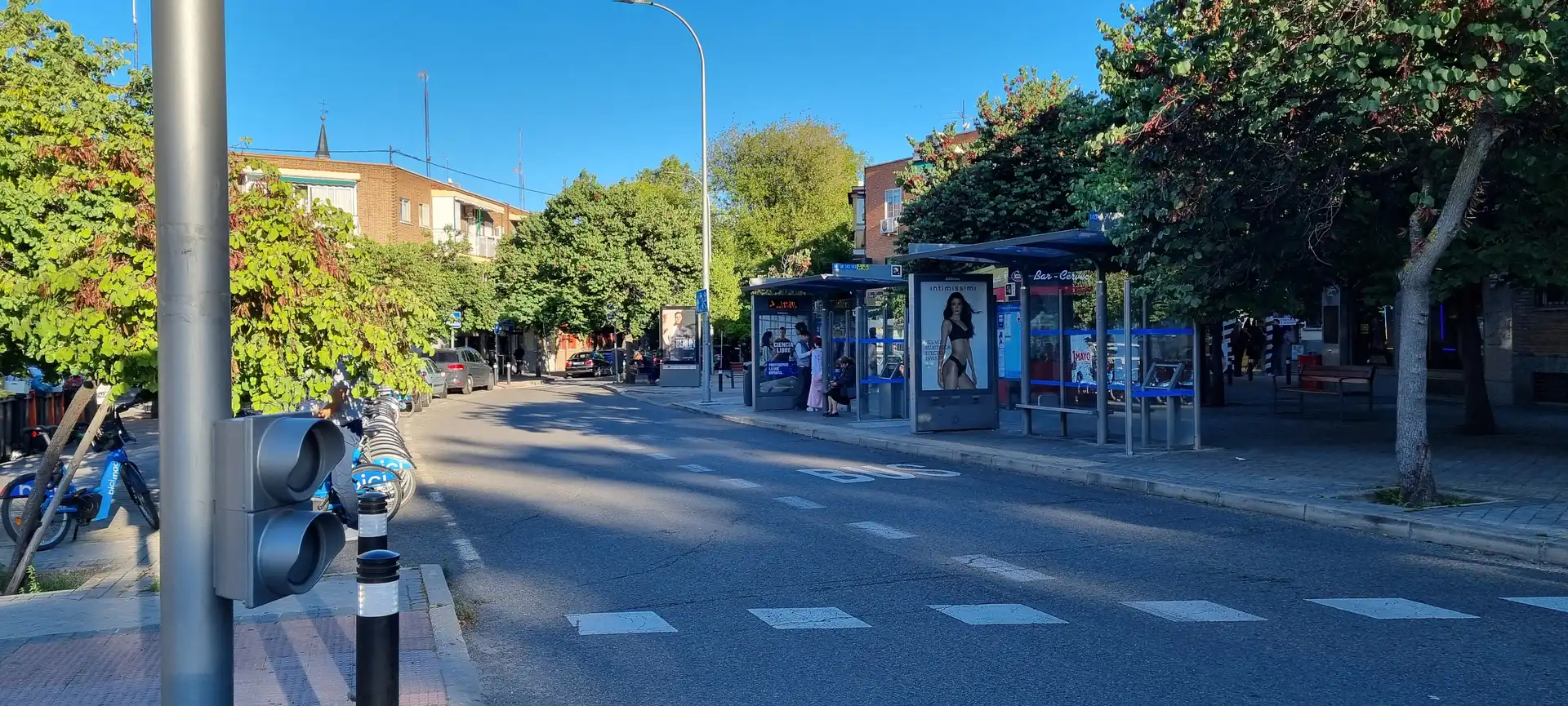 Vista exterior de Local en venta en Madrid