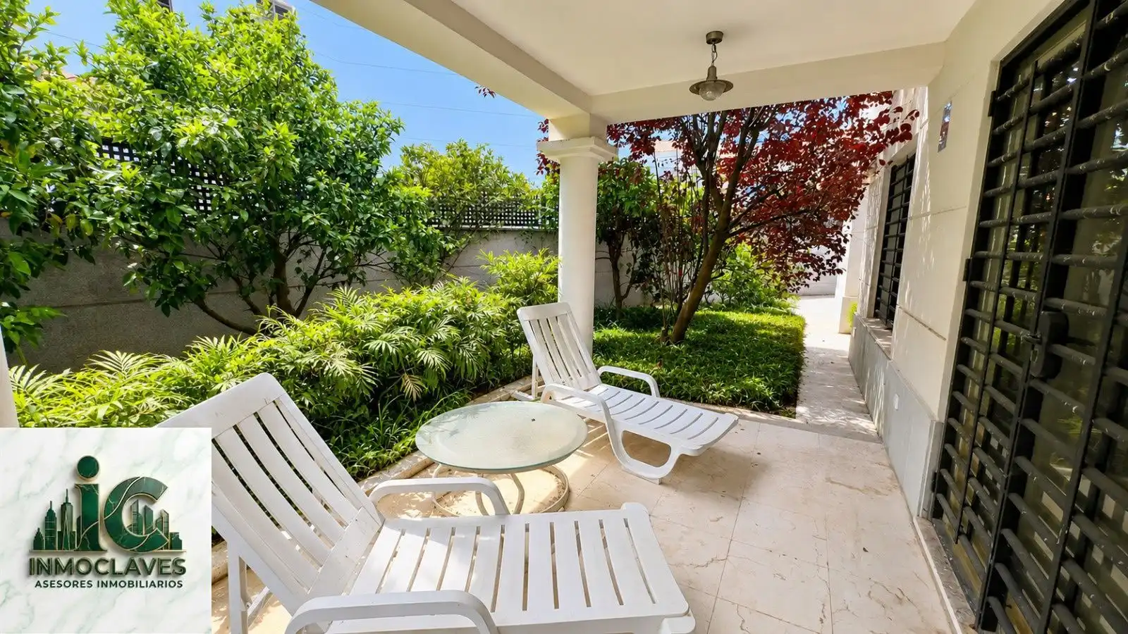 Terrace of Detached homes for sale in Algeciras  with Air Conditioner, Heating and Private garden