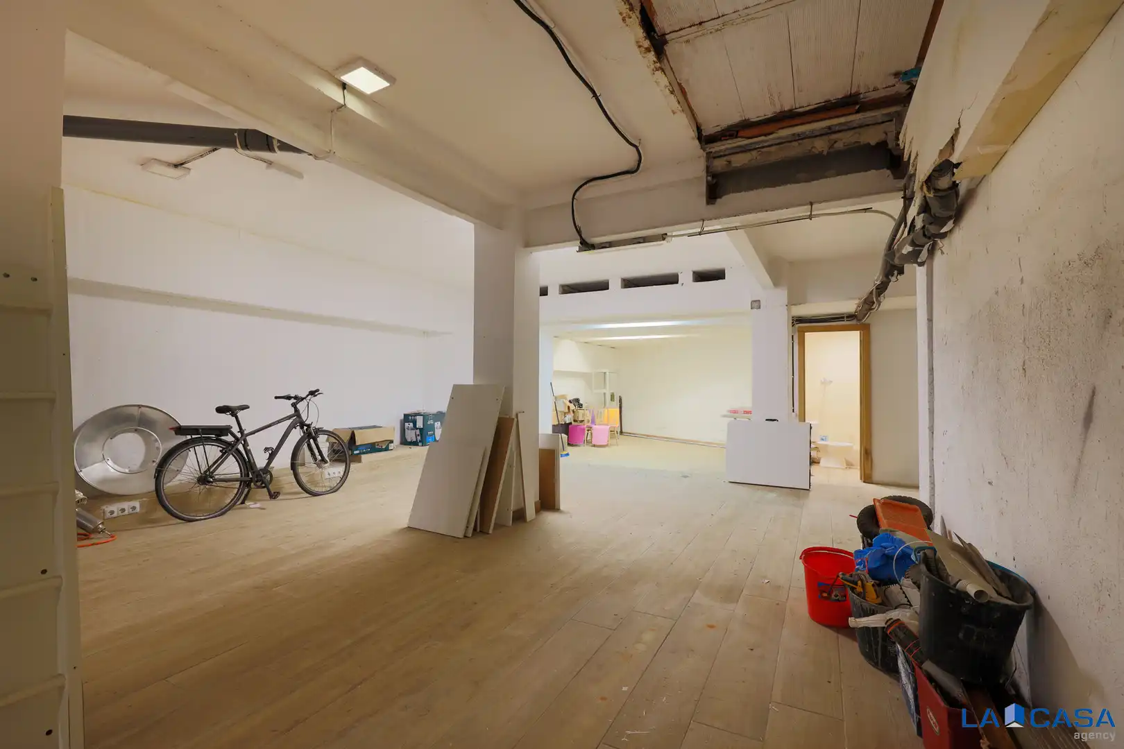 Ground floor for sale in Barcelona