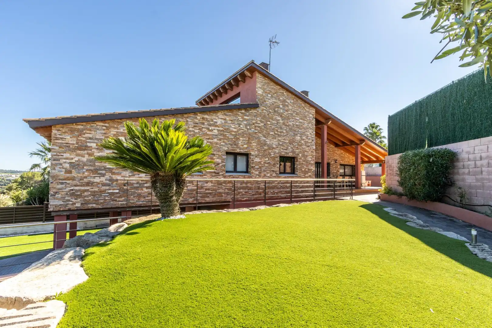 Casa con piscina en venta en Can Font - Ca n'Avellaneda, imagen 5