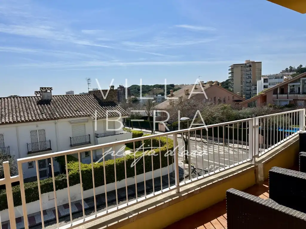 Vista exterior de Apartament en venda en Castell d'Aro, Platja d'Aro i s'Agaró amb Calefacció i Terrassa