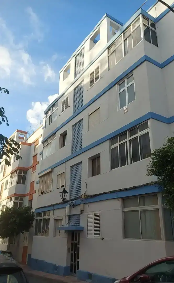 Vista exterior de Pis de lloguer en Telde amb Moblat i Rentadora