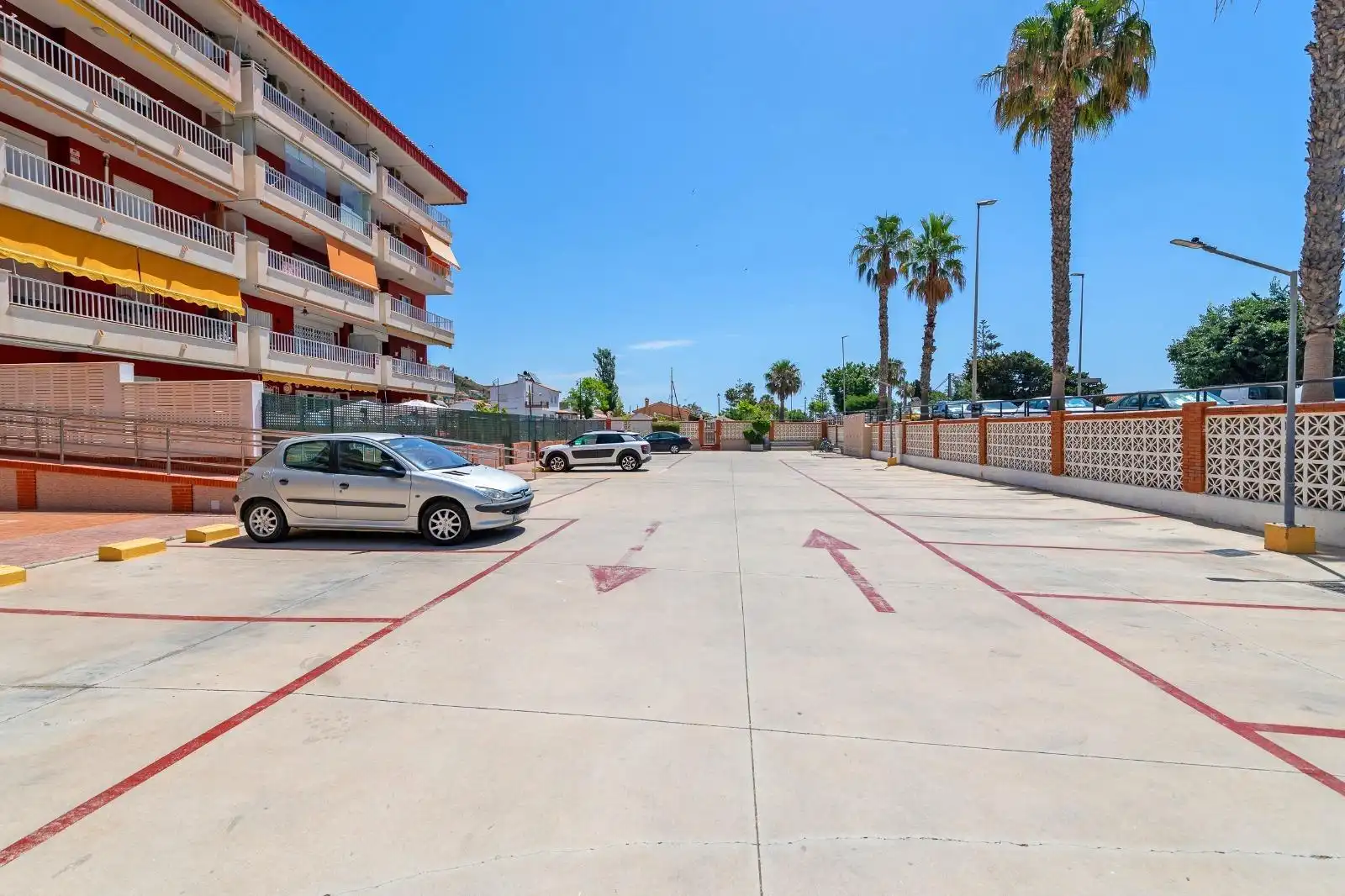 Parking de Piso en venta en Rincón de la Victoria con Aire acondicionado, Terraza y Balcón