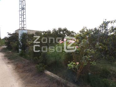 Country house for sale in Poligono Numero 49