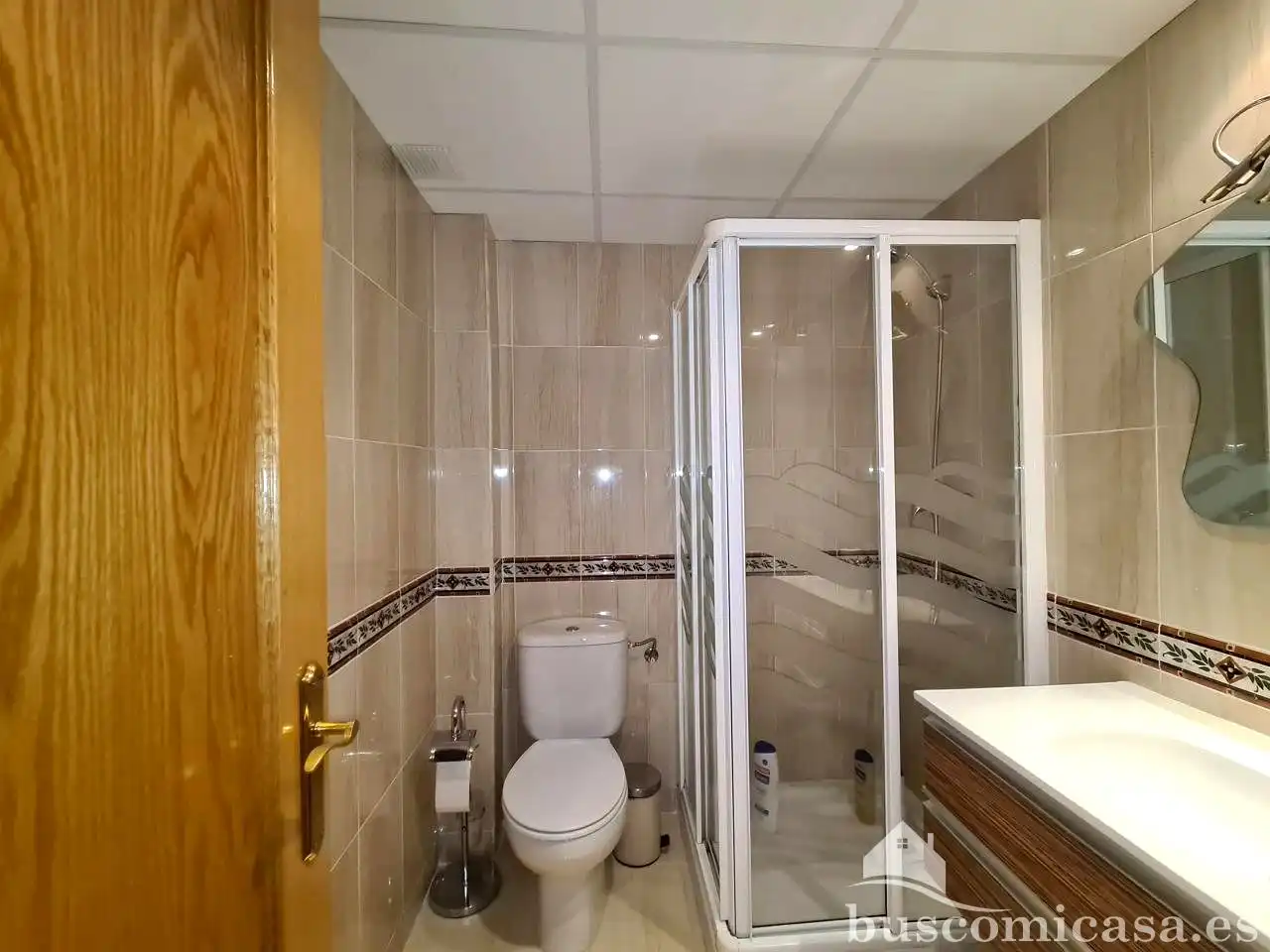 Baño de Casa adosada en venta en La Carolina con Aire acondicionado, Calefacción y Terraza