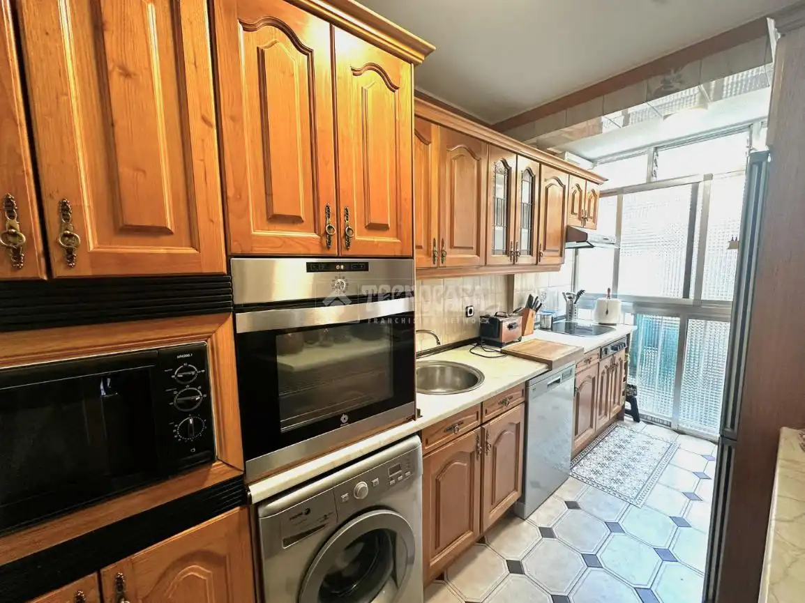 Cocina de Piso en venta en Parla con Calefacción y Amueblado