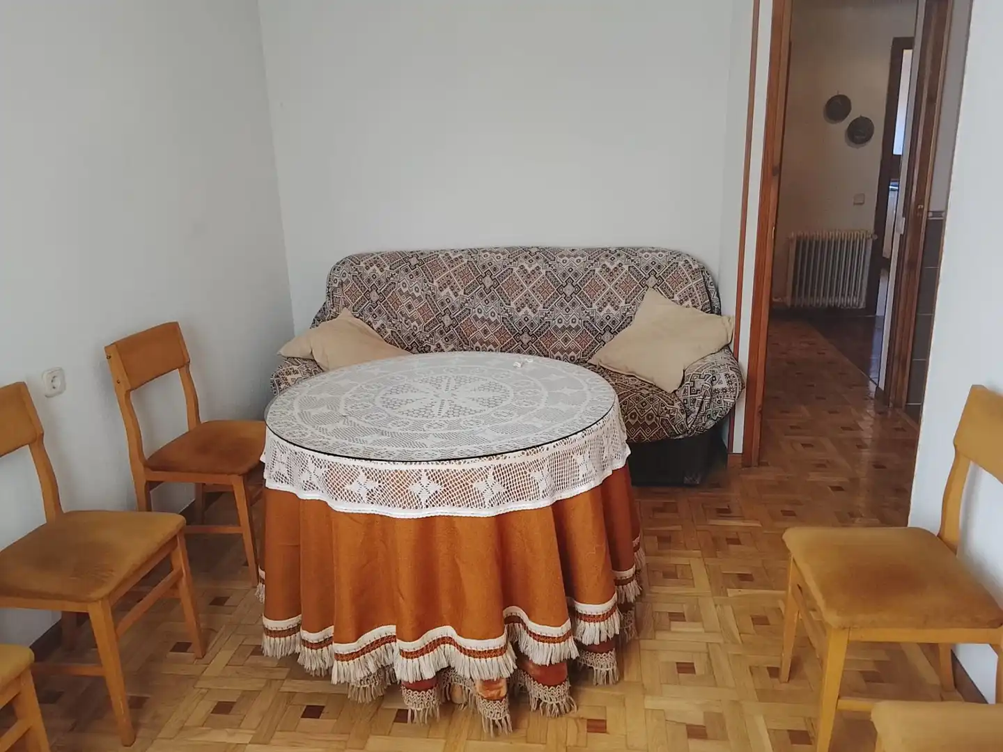 Wohnzimmer von Wohnung zum Verkauf in El Hoyo de Pinares  mit Heizung, Terrasse und Abstellraum