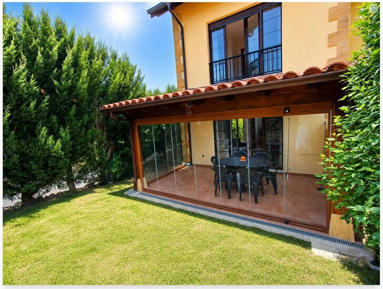 Terraza de Casa adosada en venta en Santillana del Mar con Calefacción, Jardín privado y Trastero