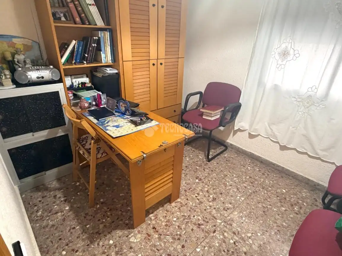 Habitación de Piso en venta en Valencia con Aire acondicionado y Balcón