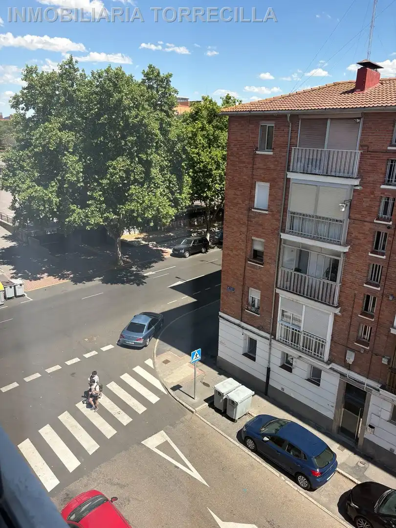 Exterior view of Flat for rent in Valladolid  with Heating, Parquet flooring and Furnished