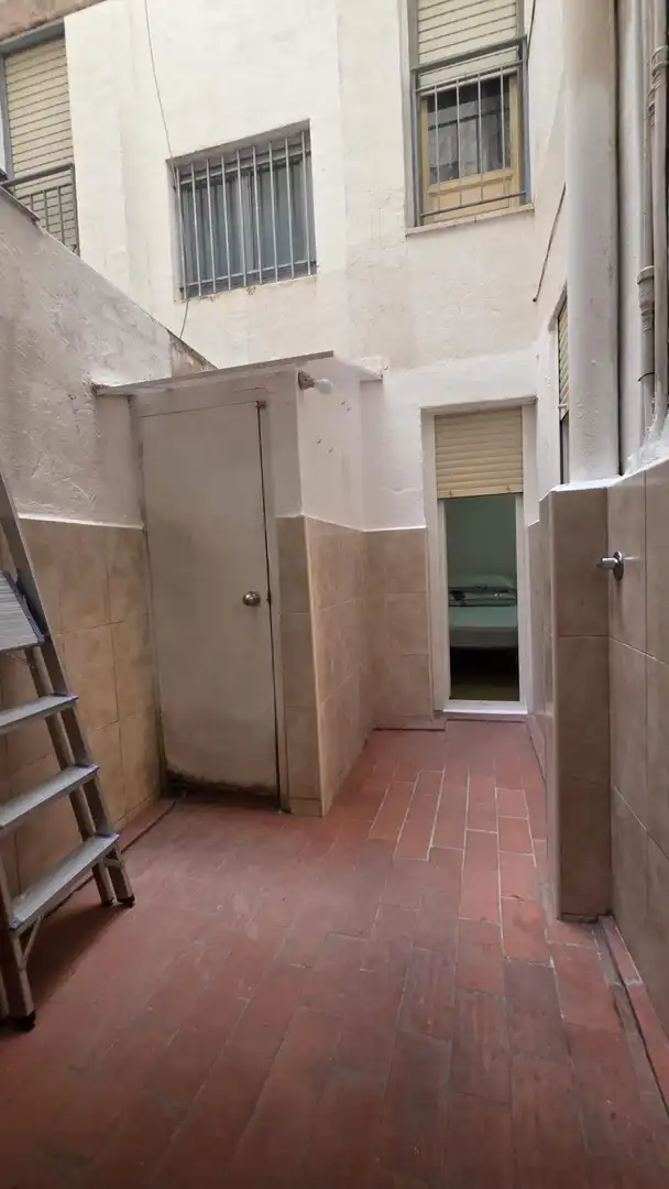 Bathroom of Flat for rent in Elche / Elx  with Air Conditioner, Heating and Furnished