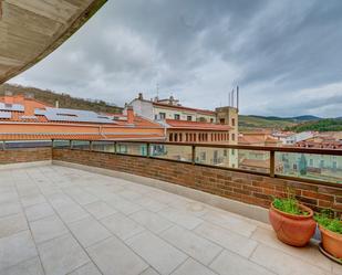 Terrasse von Dachboden zum verkauf in Huarte / Uharte mit Heizung, Terrasse und Abstellraum