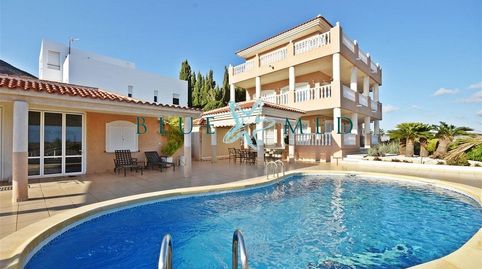 CHALET DE LUJO EN BOLNUEVO CON ESPECTACULARES VISTAS AL MAR Y DISEÑO EXCLUSIVO