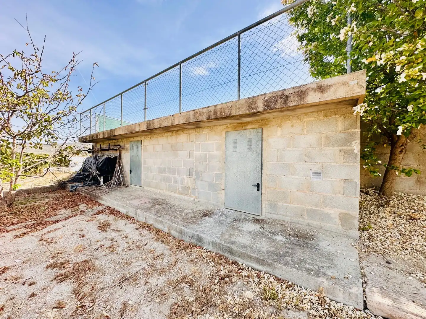 Außenansicht von Country house zum Verkauf in Loja mit Privatgarten, Terrasse und Abstellraum