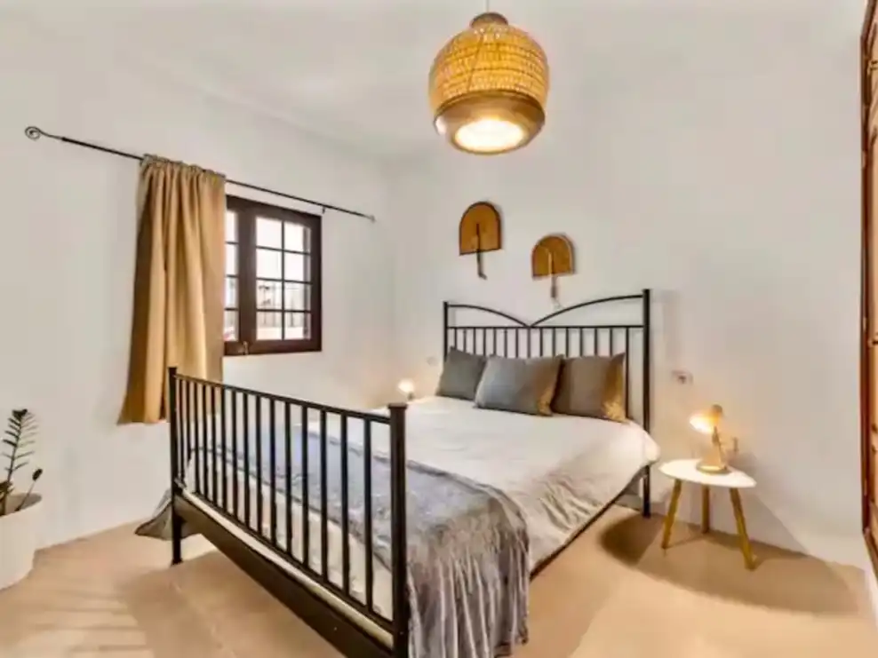 Habitación de Piso en venta en San Bartolomé con Jardín privado, Terraza y Trastero