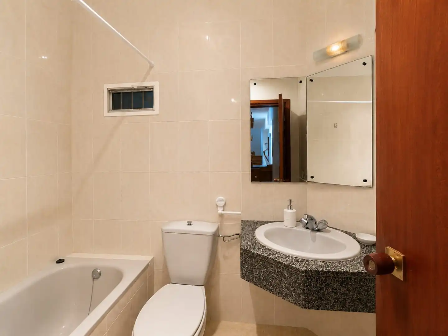 Baño de Edificio en venta en Tubilla del Agua