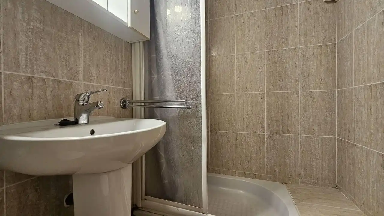 Baño de Planta baja de alquiler en Roses con Aire acondicionado, Terraza y Amueblado