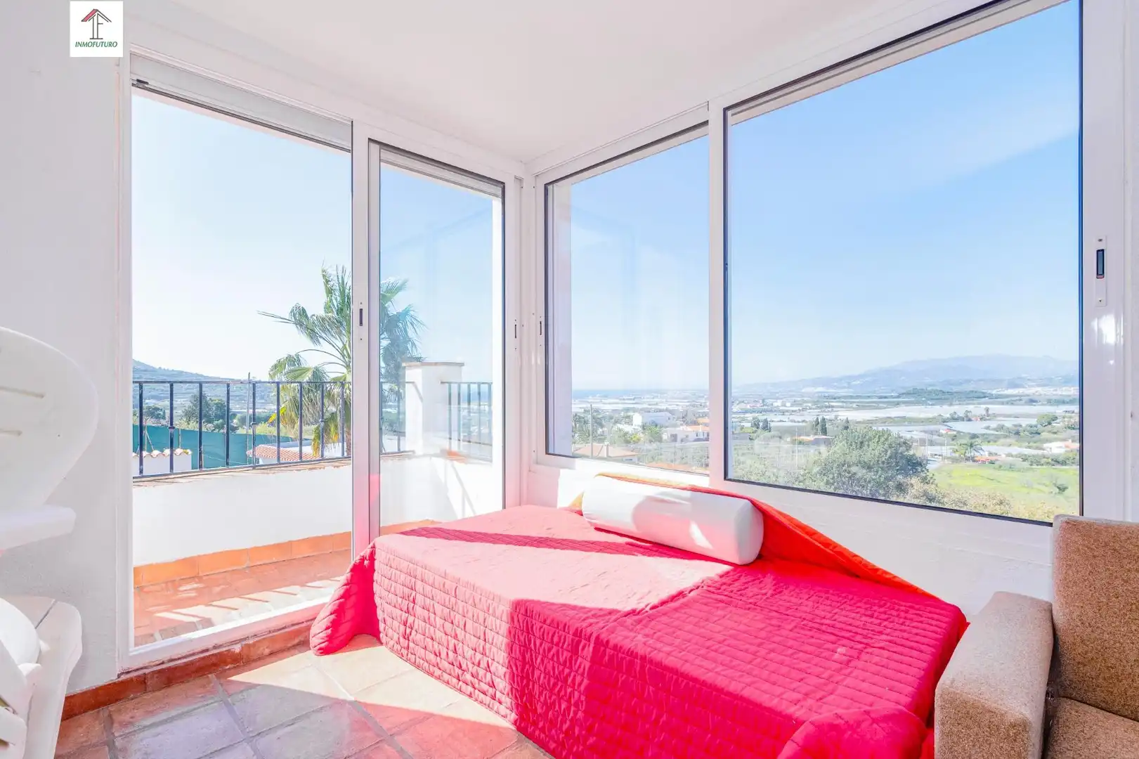 Habitación de Casa o chalet en venta en Motril con Jardín privado, Terraza y Piscina