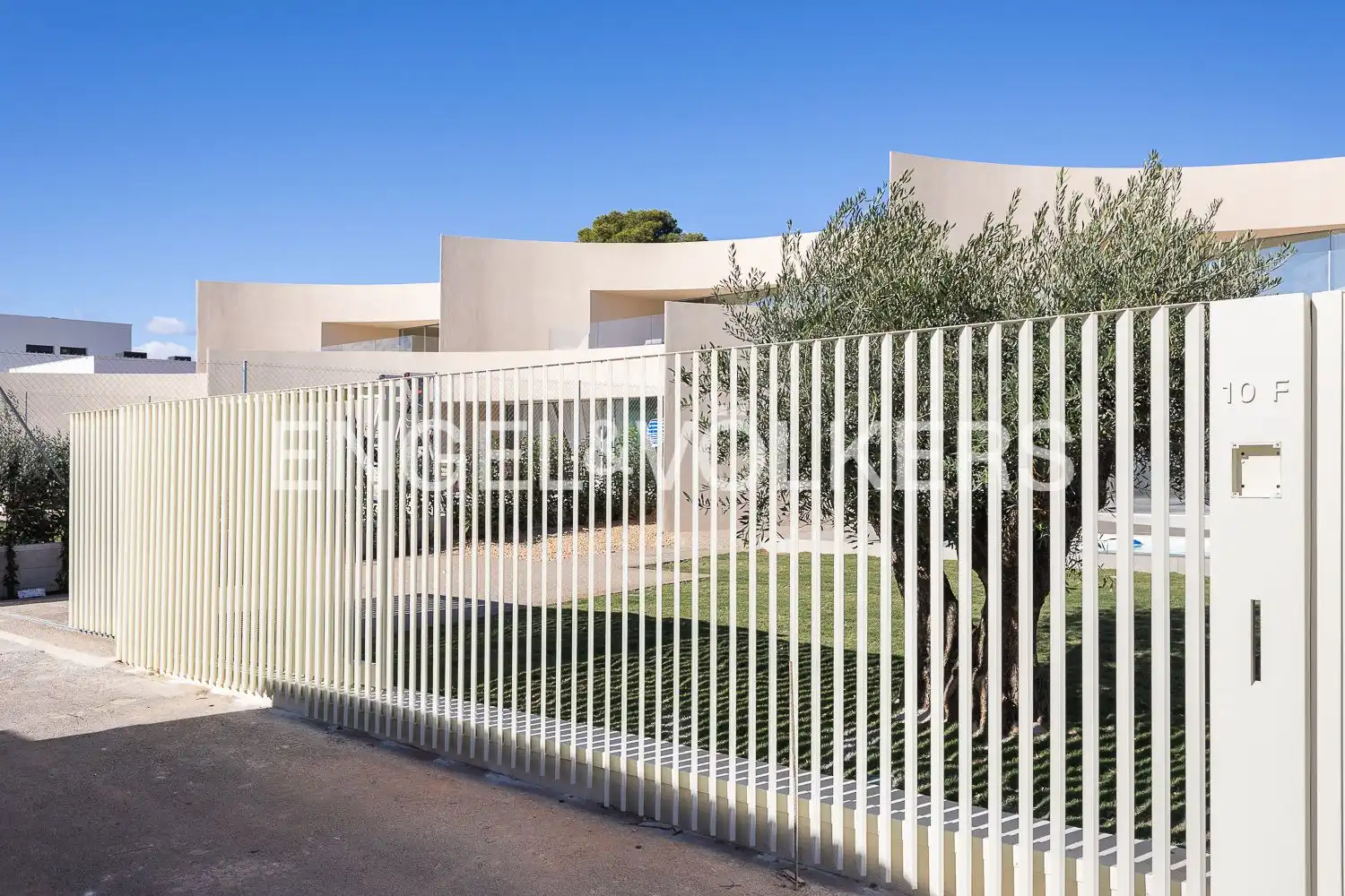 House with pool for sale in Alfinach - Los Monasterios, imagen 2