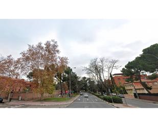 Exterior view of Building for sale in  Madrid Capital