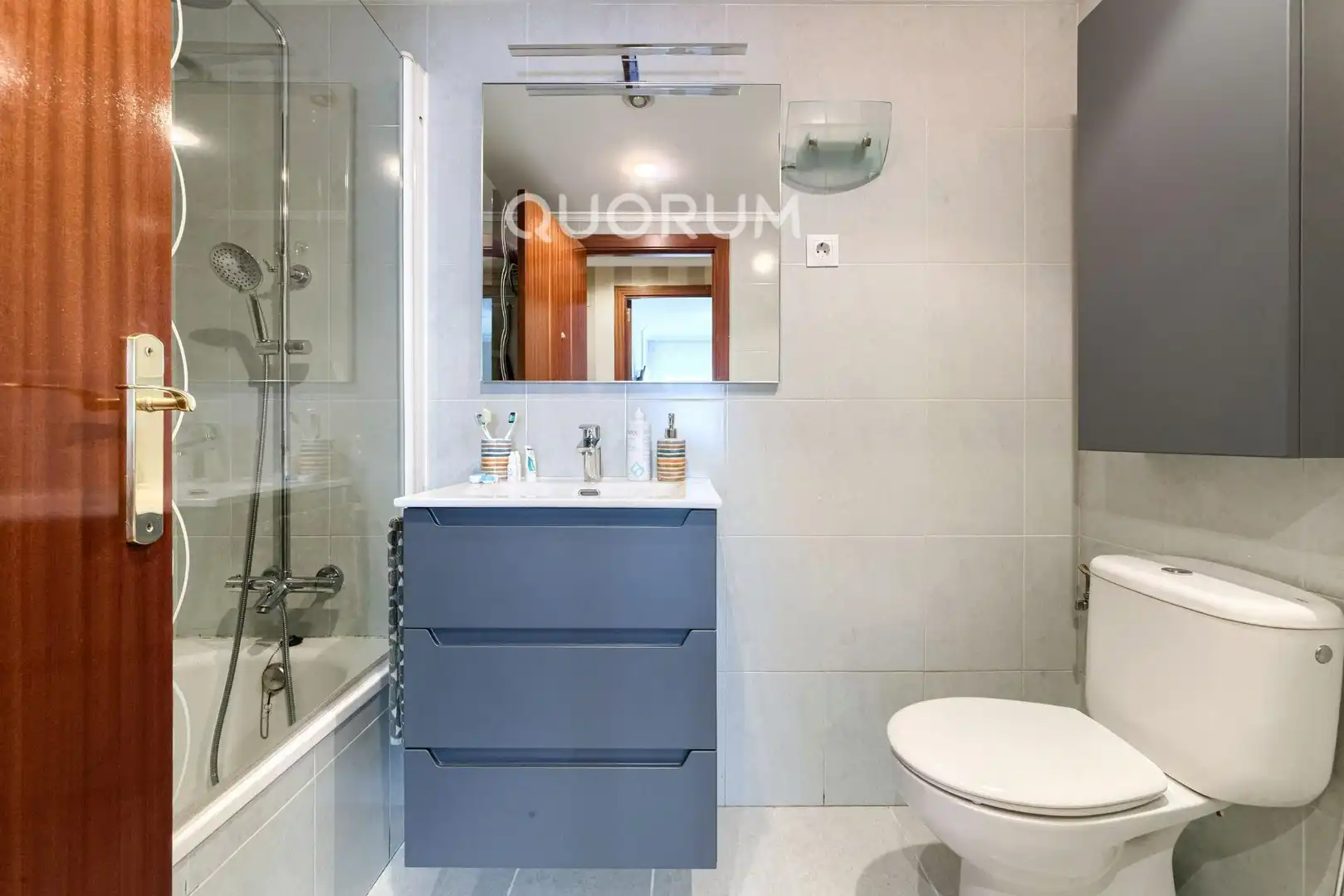 Baño de Piso en venta en Barakaldo  con Calefacción, Jardín privado y Trastero
