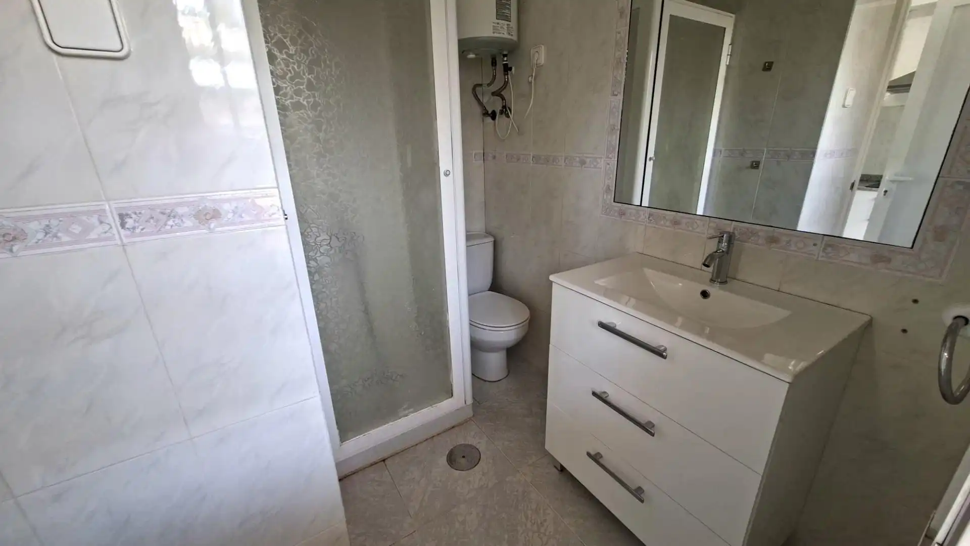 Apartamento con piscina en alquiler en Rincón de Loix, imagen 14