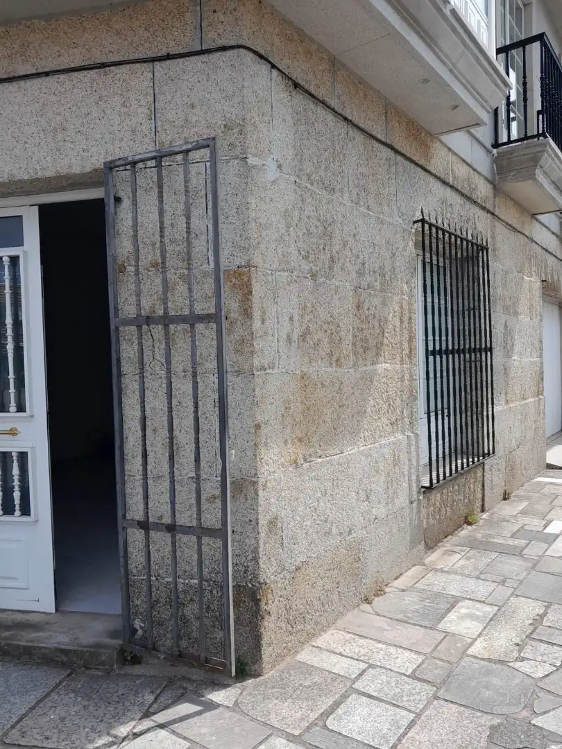 Gewerbefläche zur Miete in Avenida de Vilariño