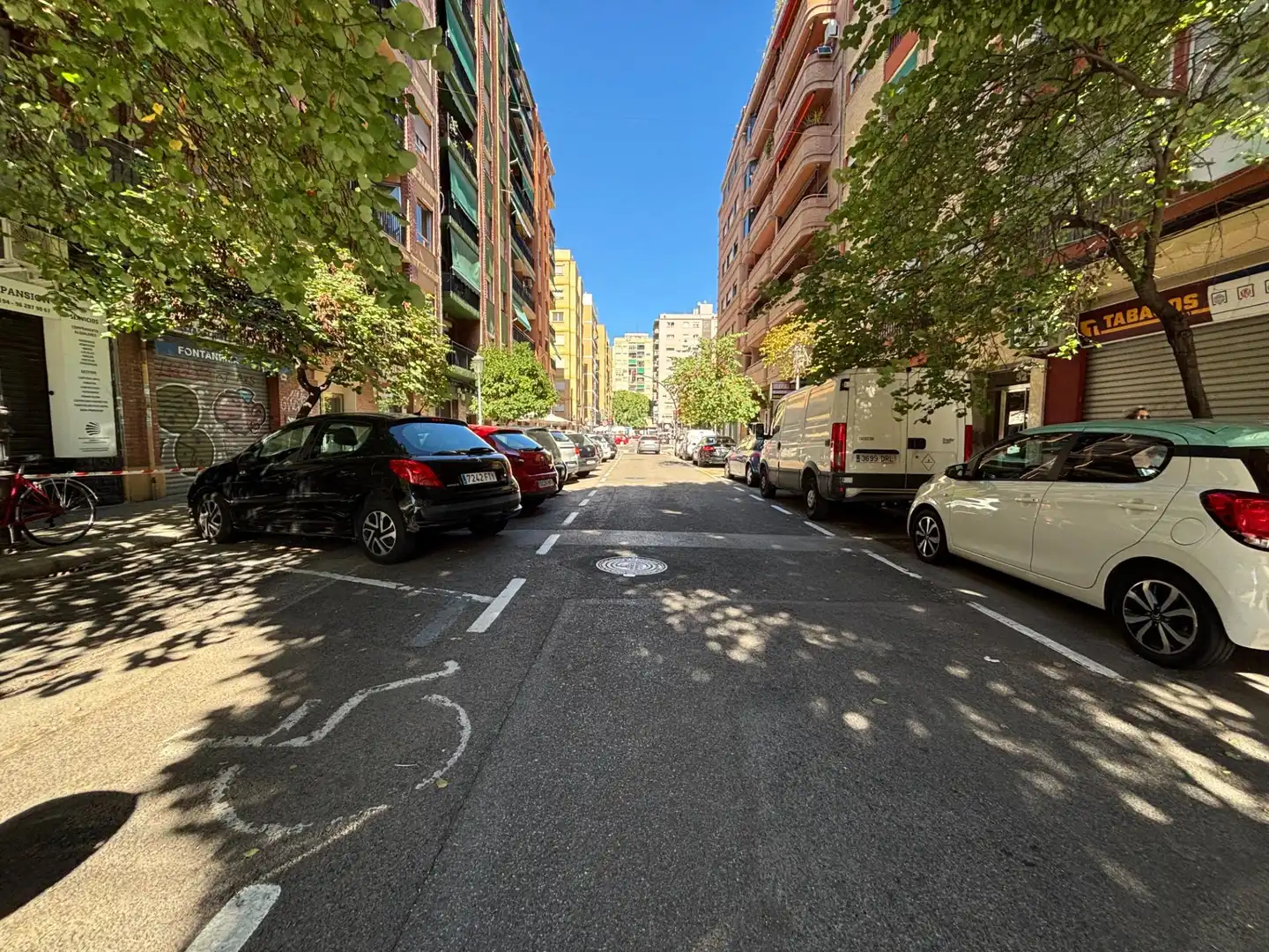 Vista exterior de Garatge en venda en Camins al Grau