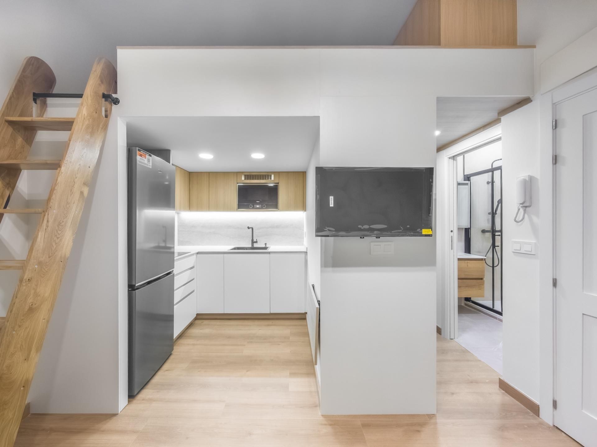 Cuina de Estudi en venda en  Madrid Capital amb Aire condicionat i Moblat