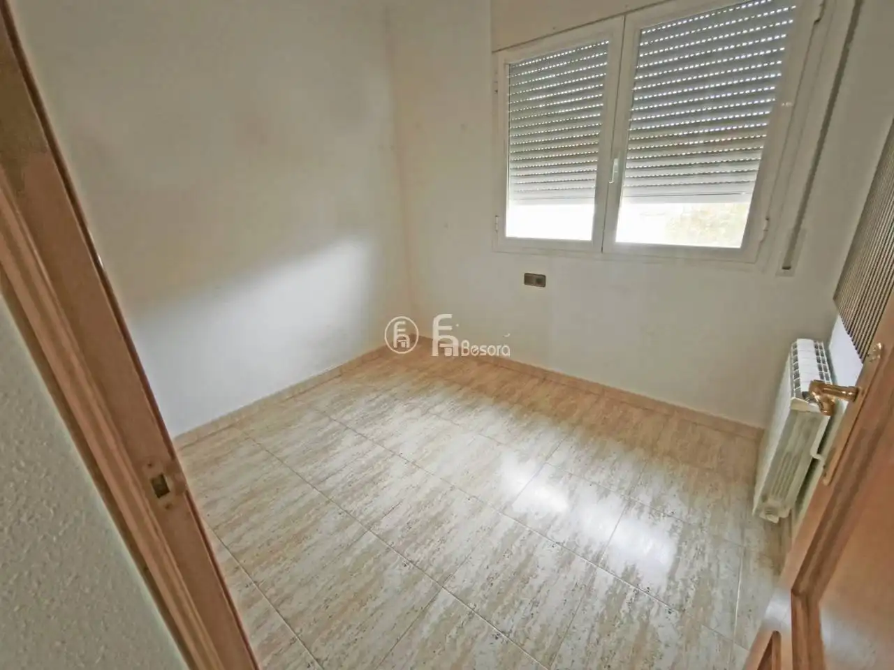 Habitación de Casa adosada en venta en Benavent de Segrià con Aire acondicionado, Calefacción y Jardín privado
