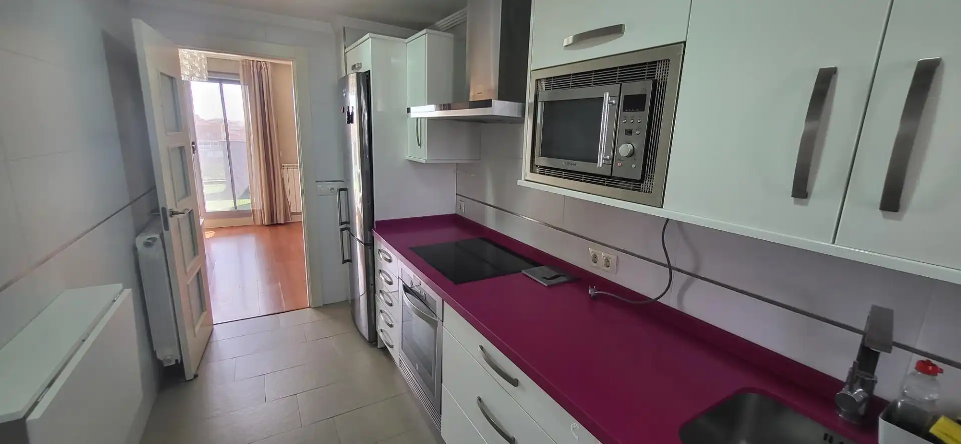 Attic for rent in Feria