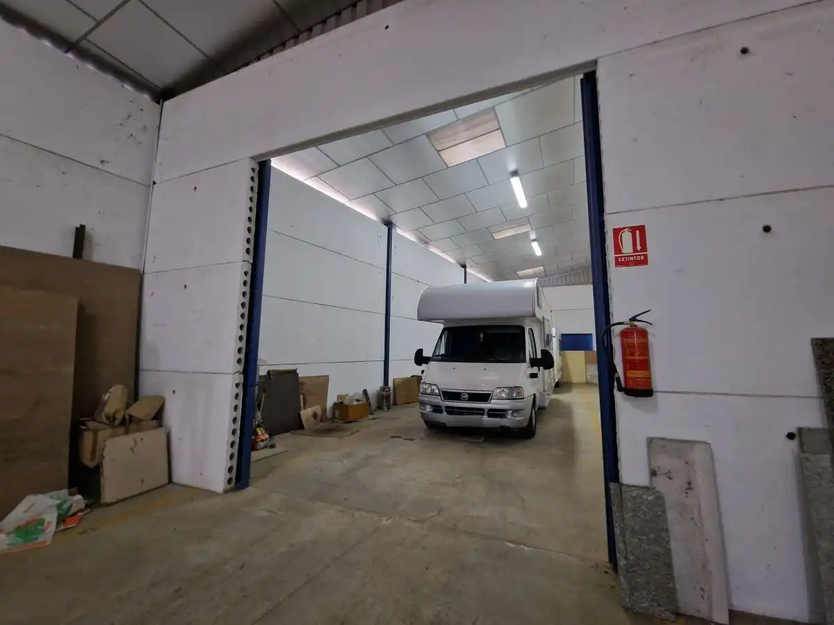 Nau industrial en venda a Zona Sur - Av. de España - San Miguel, imagen 3