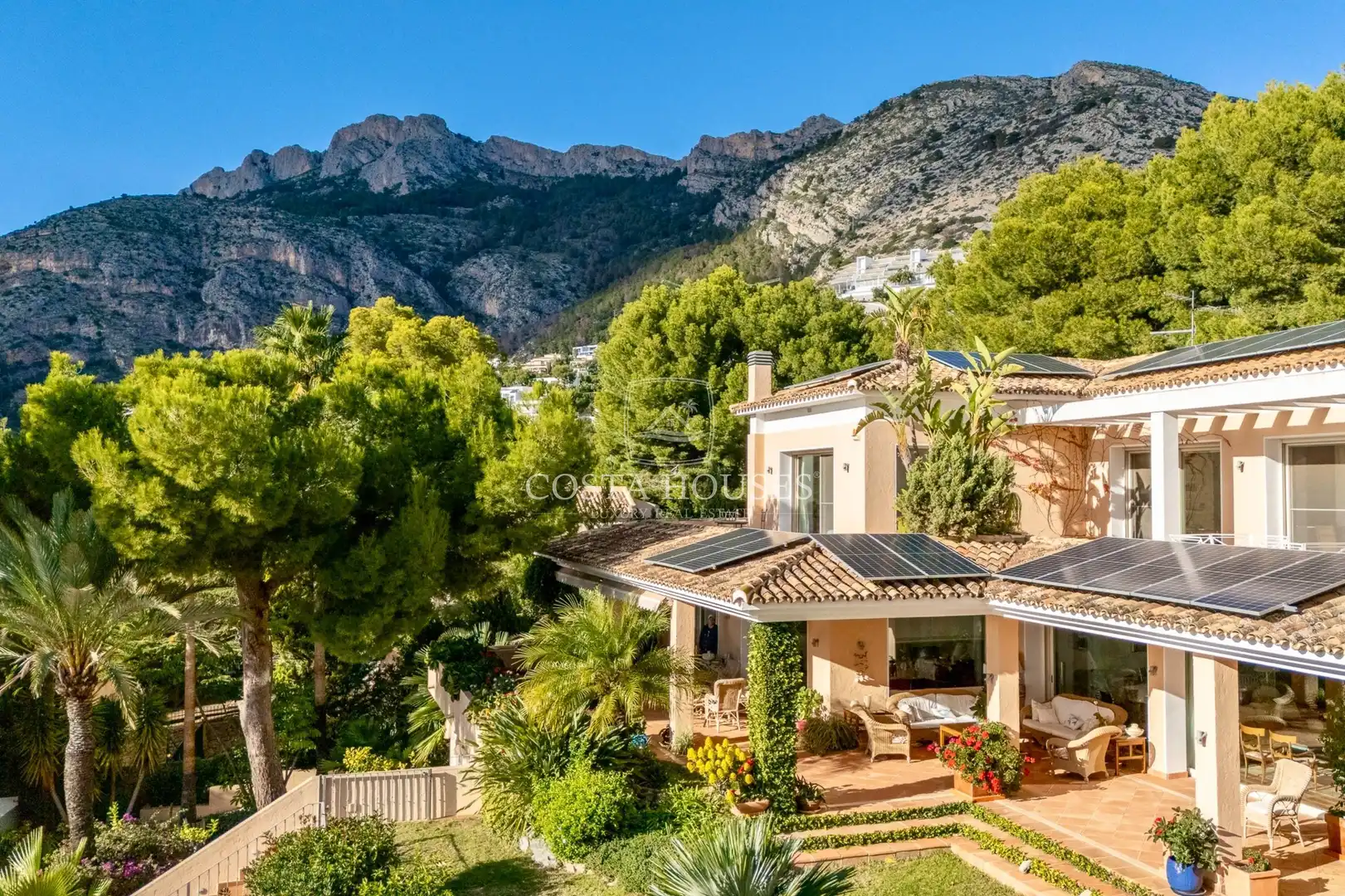 Vista exterior de Casa o chalet en venta en Altea con Aire acondicionado, Jardín privado y Terraza