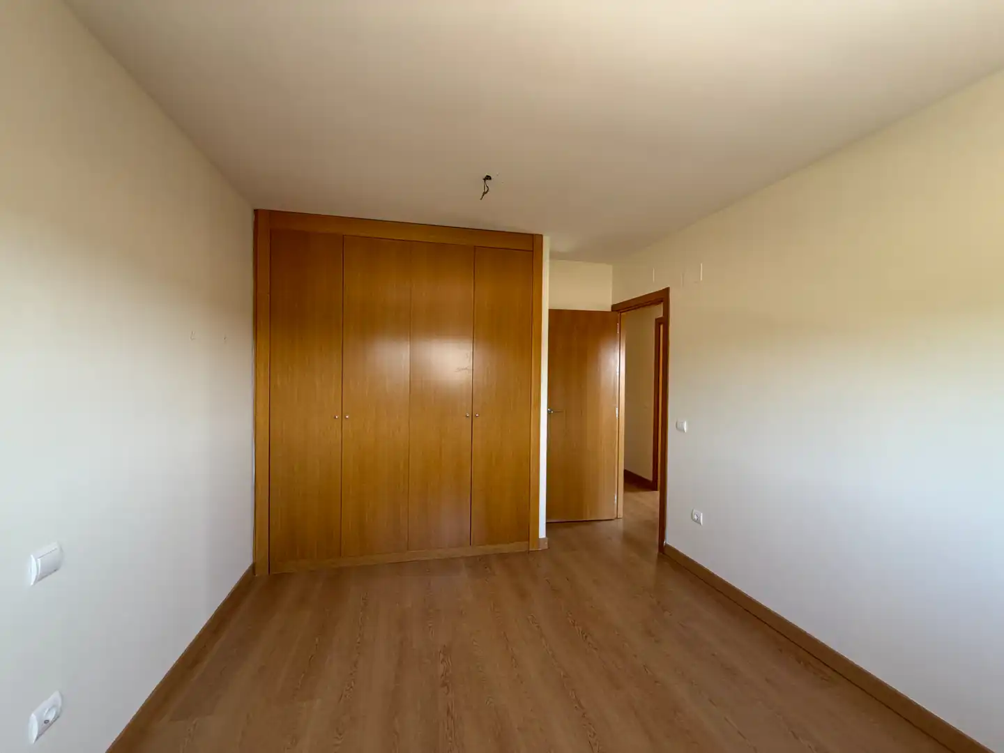 Habitación de Casa o chalet en venta en Colmenar Viejo con Calefacción, Jardín privado y Terraza