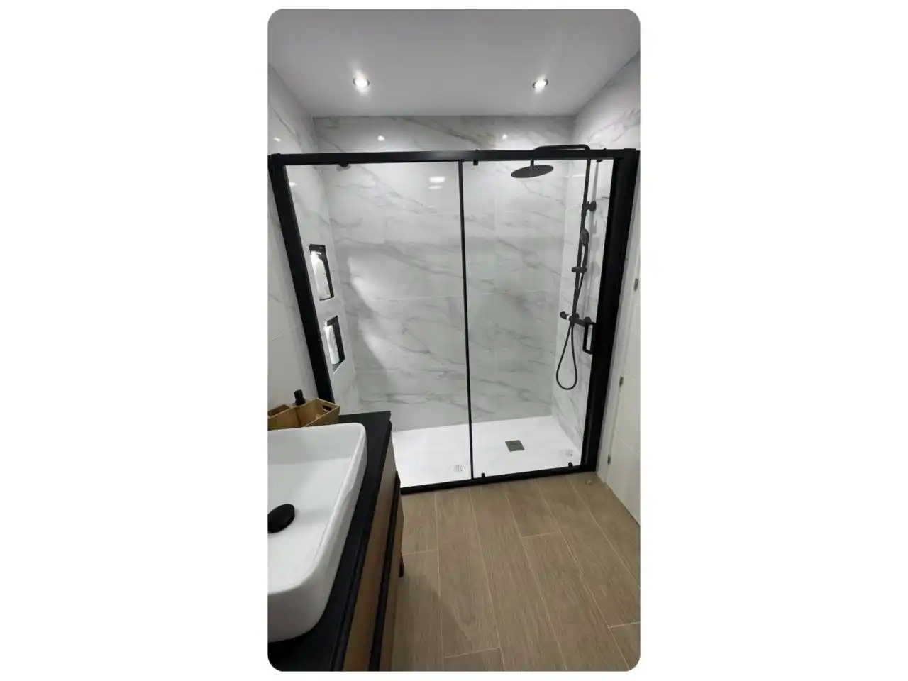 Bathroom of Flat for rent in Roquetas de Mar  with Air Conditioner, Terrace and Furnished