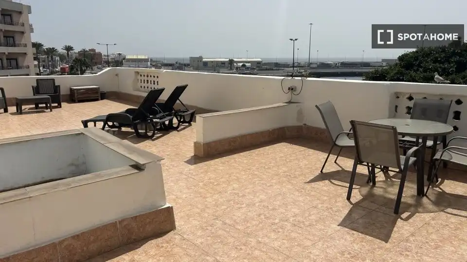 Terrace of Apartments for share in Puerto del Rosario  with Air Conditioner, Terrace and Furnished