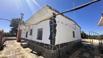 Exterior view of Country house for sale in Gibraleón  with Private garden, Storage room and Swimming Pool