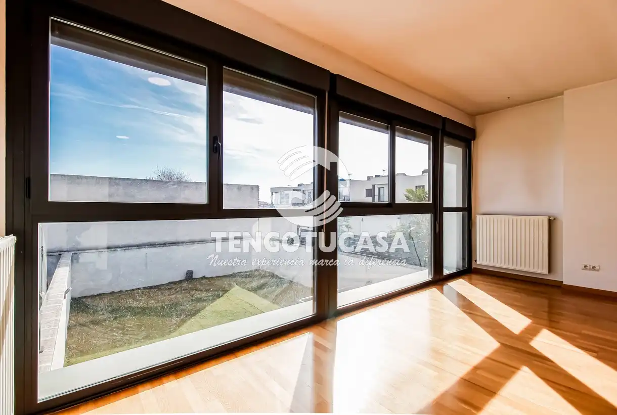 Bedroom of Detached homes for rent in Madrid  with Air Conditioner, Heating and Private garden