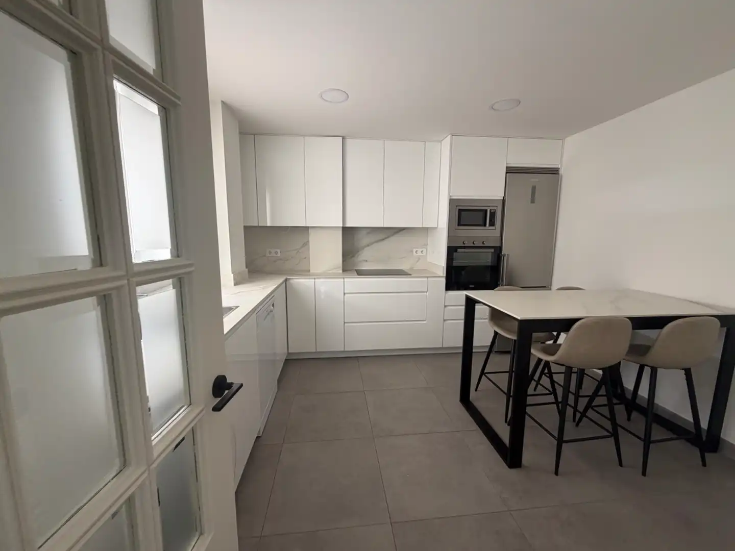 Kitchen of Flat for rent in Cádiz  with Air Conditioner, Terrace and Storage room