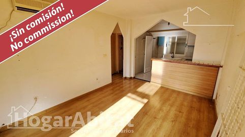 Foto 2 de Piso en venta en Calle Águilas, Zona Carrefour - Urbanizaciones, Torrevieja