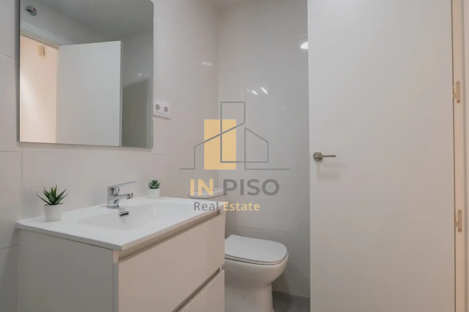 Baño de Piso en venta en Aranjuez con Amueblado y Internet