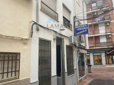 Business premises for sale in Calle Canalejas 2