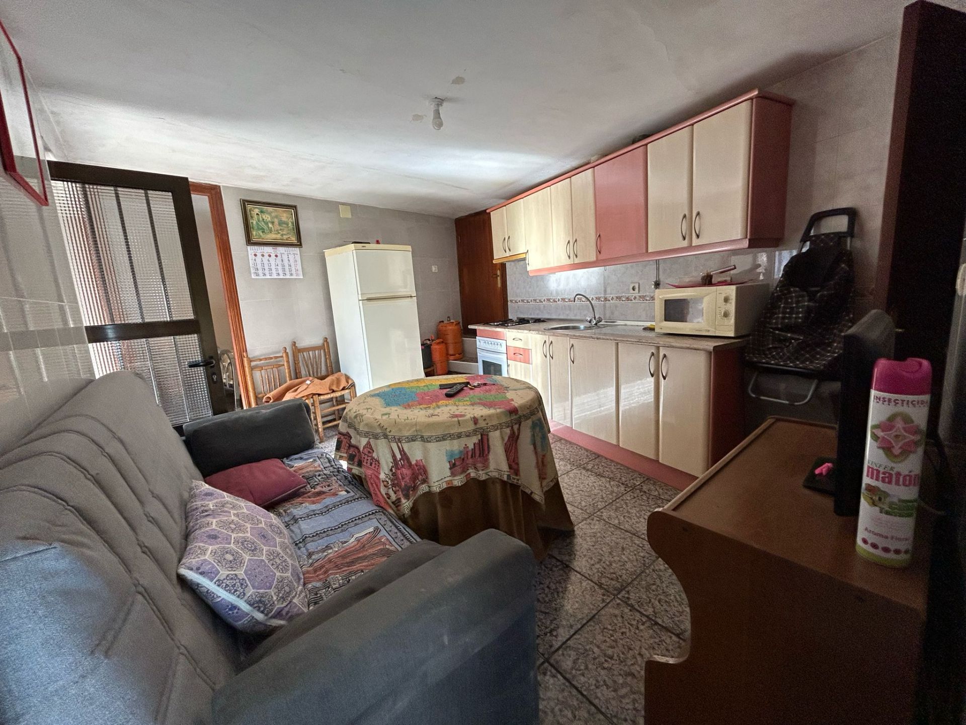 Cuina de Casa o xalet en venda en Gata amb Jardí privat, Traster i Moblat