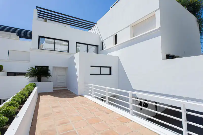 Exterior view of Detached homes for rent in Marbella  with Air Conditioner, Terrace and Storage room