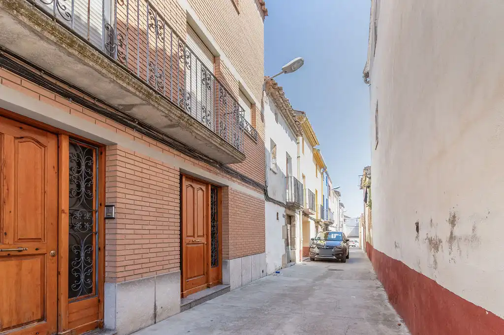 Casa o chalet en venta en C/Barrots, La Fuliola
