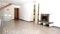 Living room of House or chalet for sale in Chiva  with Air Conditioner, Heating and Private garden