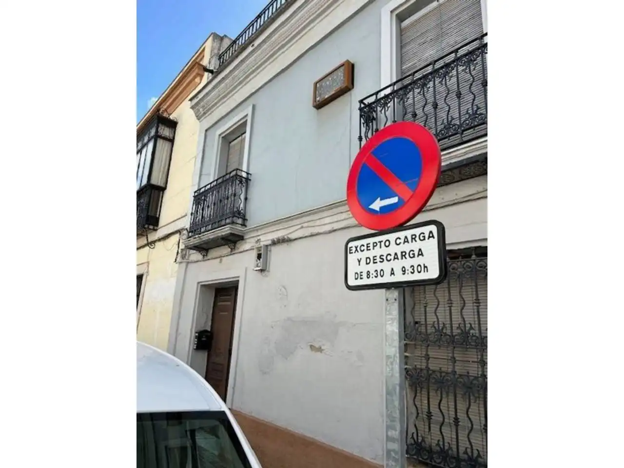 Exterior view of Houses for sale in Tomares  with Terrace, Storage room and Balcony