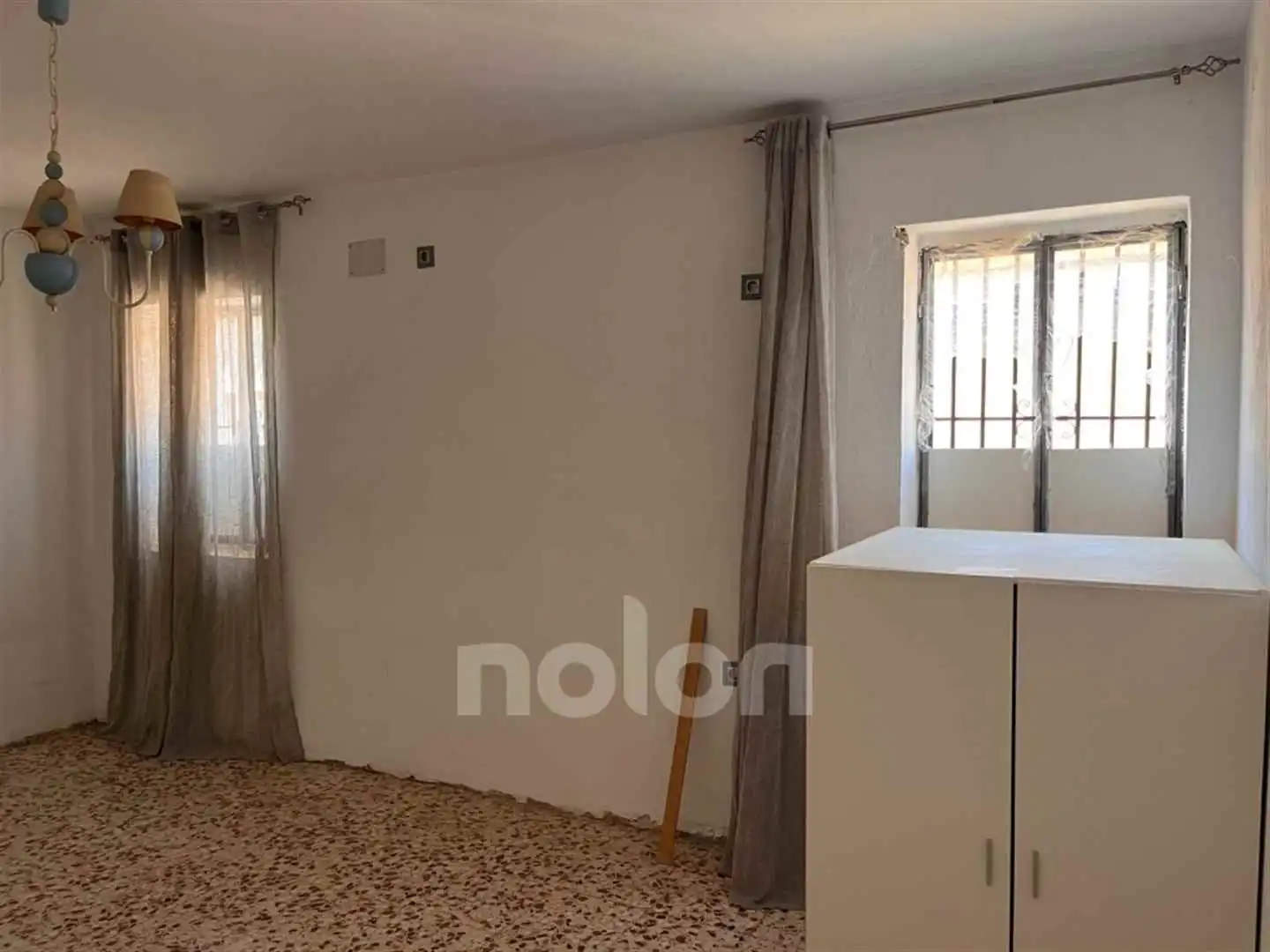 Dormitori de Casa adosada en venda en La Puebla de Cazalla amb Jardí privat i Piscina